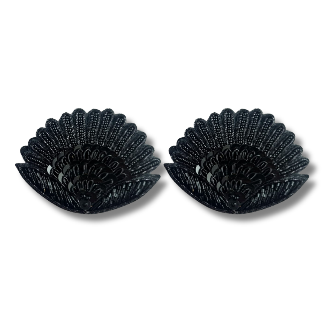 VENUS Negro o Dorado - Cubiertas para pezones con lentejuelas y conchas bordadas (2 piezas) para lencería burlesca, rave y festivales
