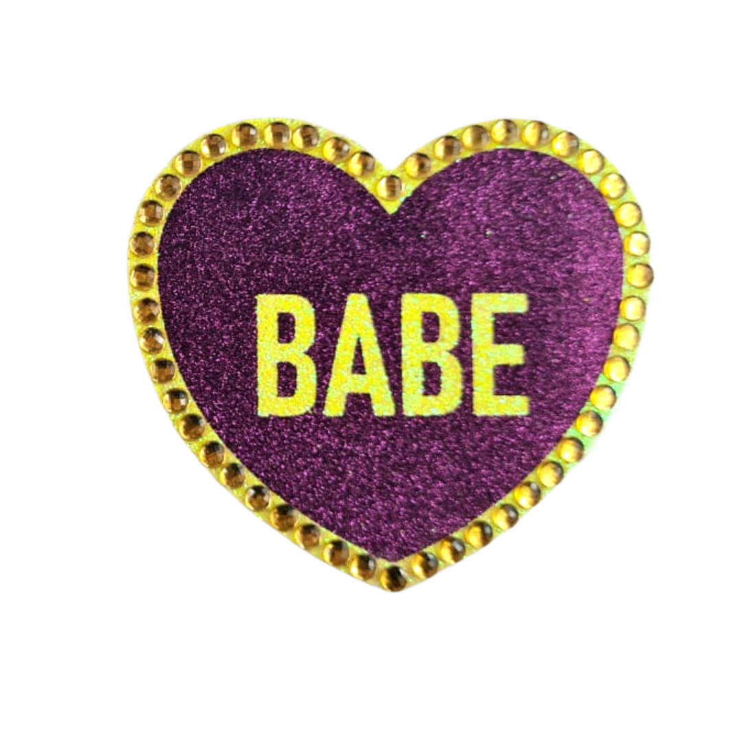 BOSS BABE - Cache-tétons en forme de cœur à paillettes et cristal, cache-tétons (2 pièces) avec titres pour le carnaval de lingerie Burlesque Raves