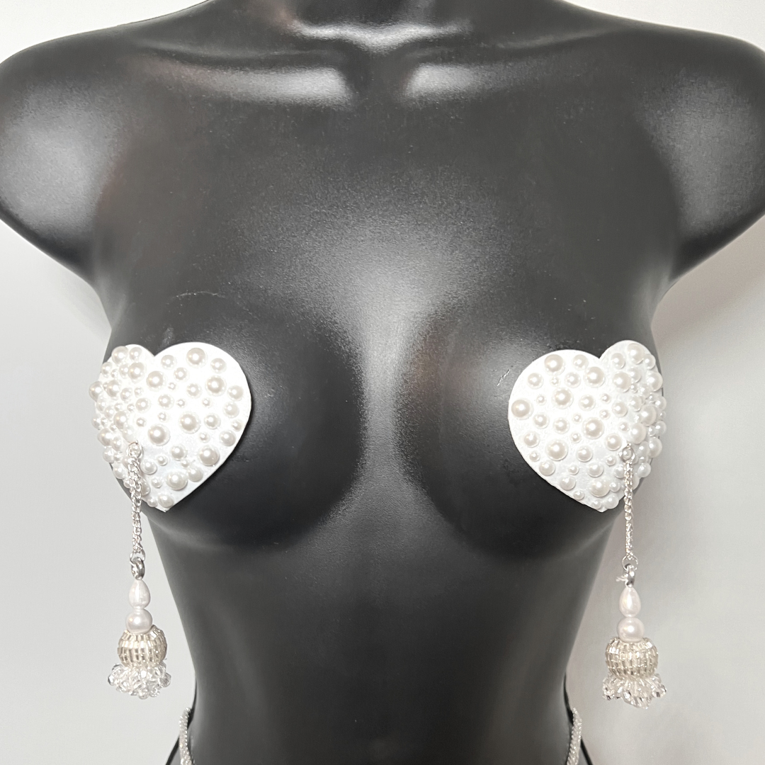 PEACHES O'DAY Scattered Pearl Heart Nipple Pasty, Covers (2pcs) avec glands perlés pour les raves et festivals de lingerie burlesque