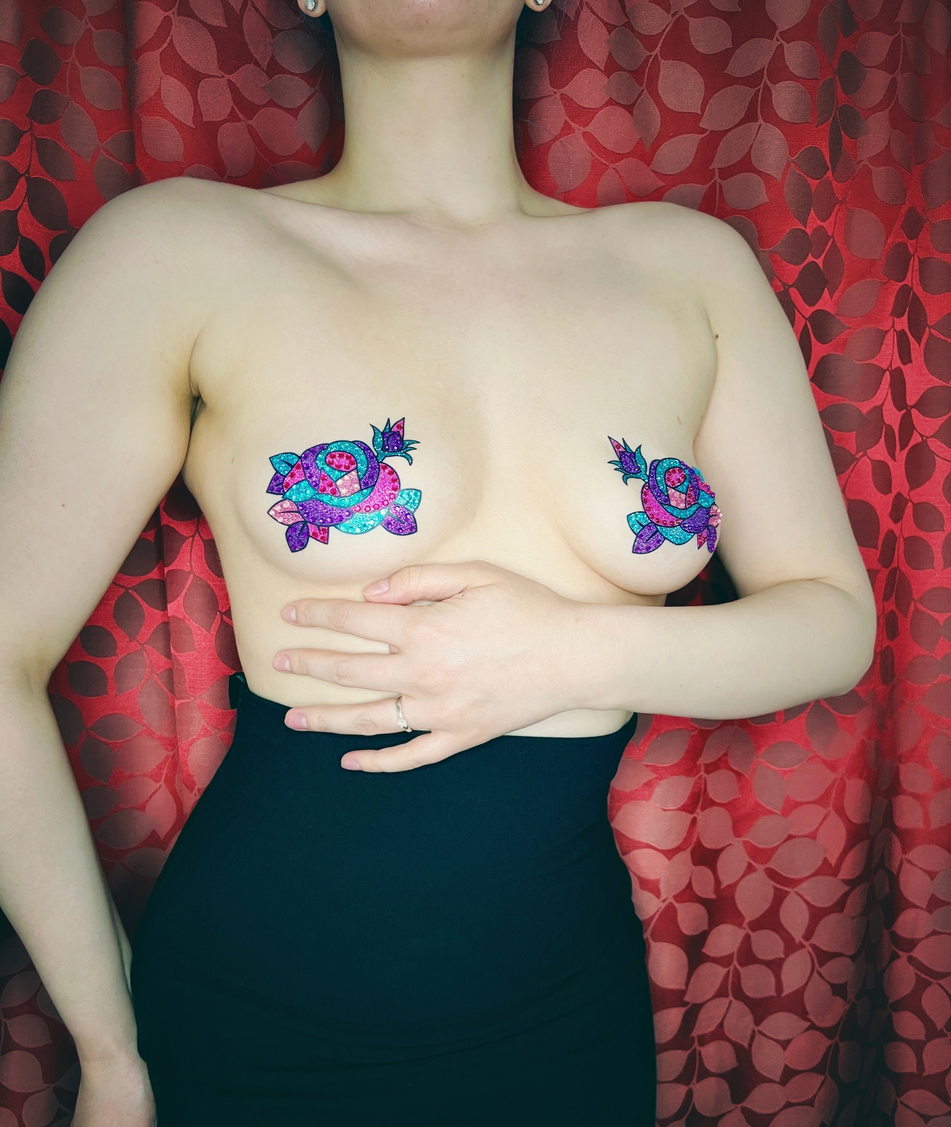 EVELYN Glitter Flower Pasties, Bijoux de corps, Glands burlesques, Couvre-tétons (2 pcs) pour Raves, Pride, Burlesque, Lingerie